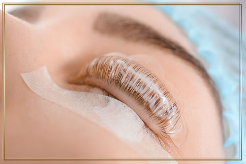 Le rehaussement de cils : pour qui, quelle tenue, quel entretien ?
