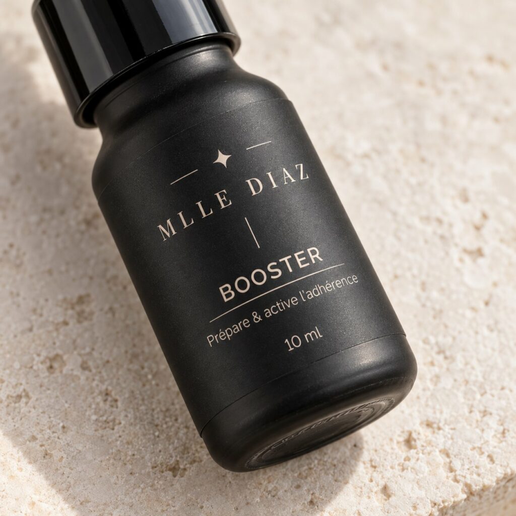 Gros plan sur l'étiquette du Booster Mlle Diaz, 10 ml